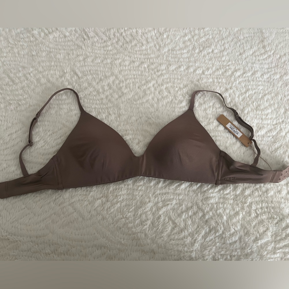 32c skims bra